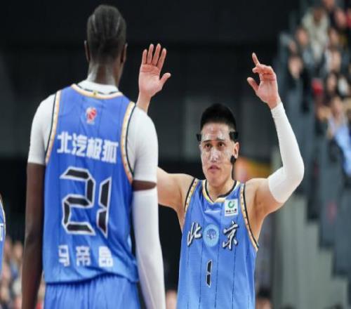 肯尼再现神,喜鹊挑战蜜,谁能笑到最,好博体育app下载,好博体育官网,好博体育官方网站,好博体育平台